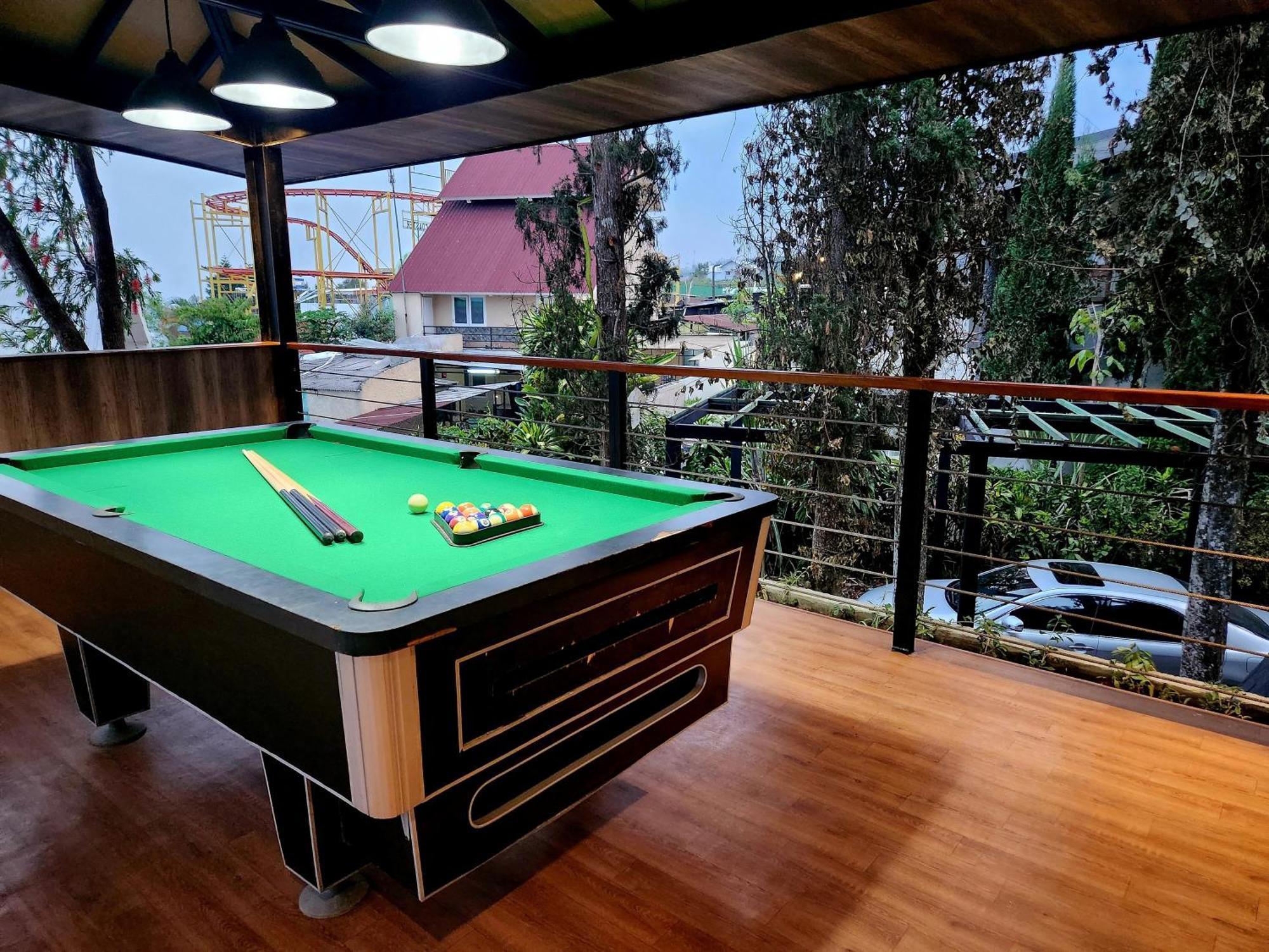 Villa 4-Br Klub Bunga No 4 Batu Malang المظهر الخارجي الصورة
